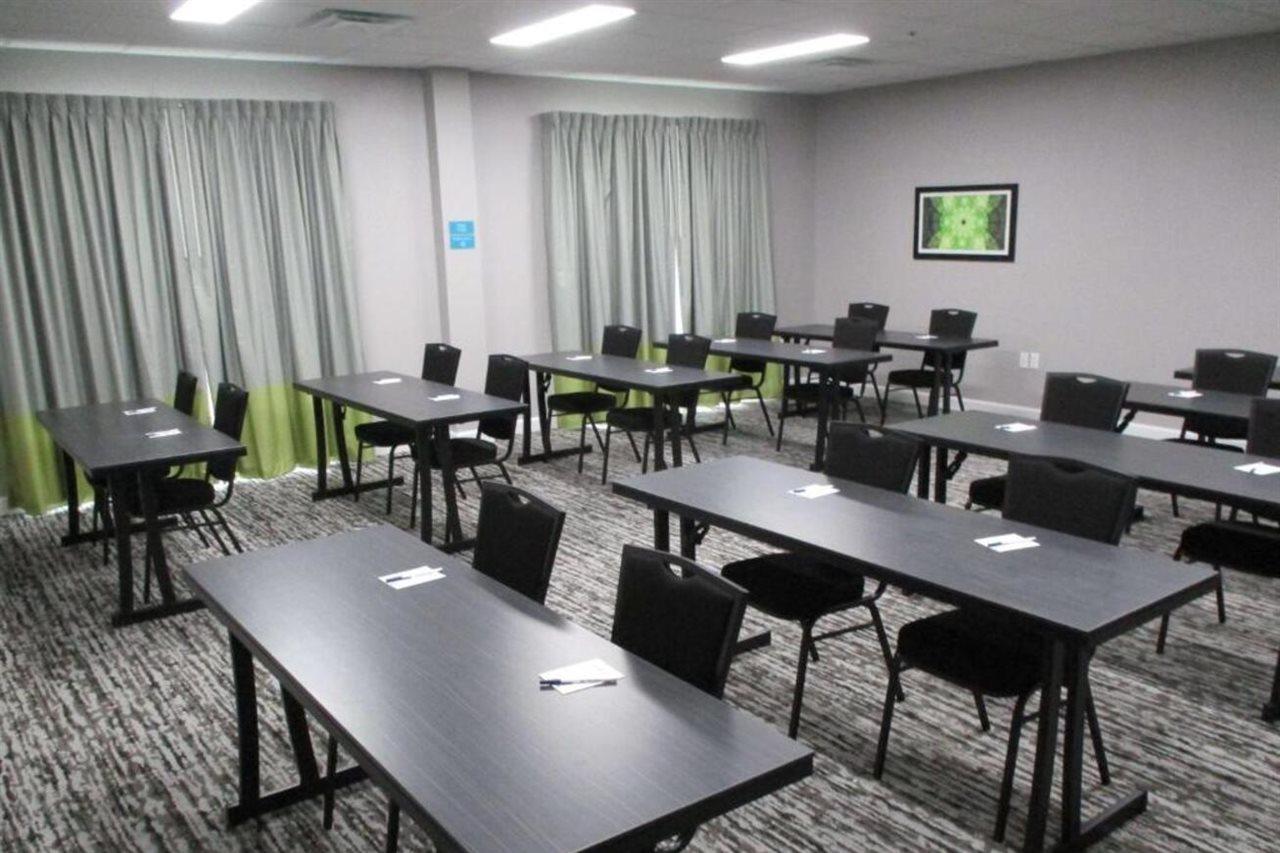 Best Western Plus Executive Residency Marion Esterno foto