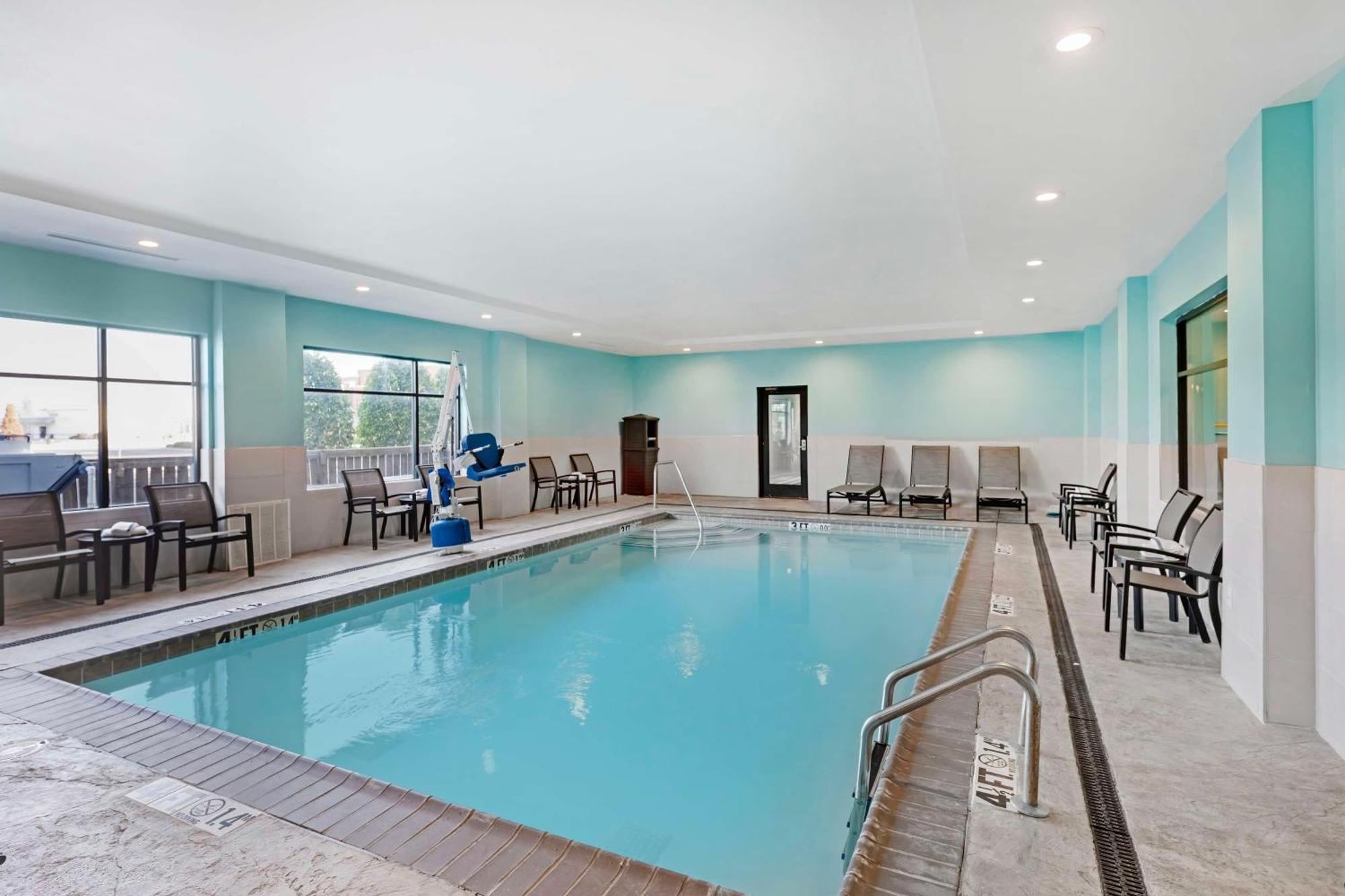 Best Western Plus Executive Residency Marion Esterno foto