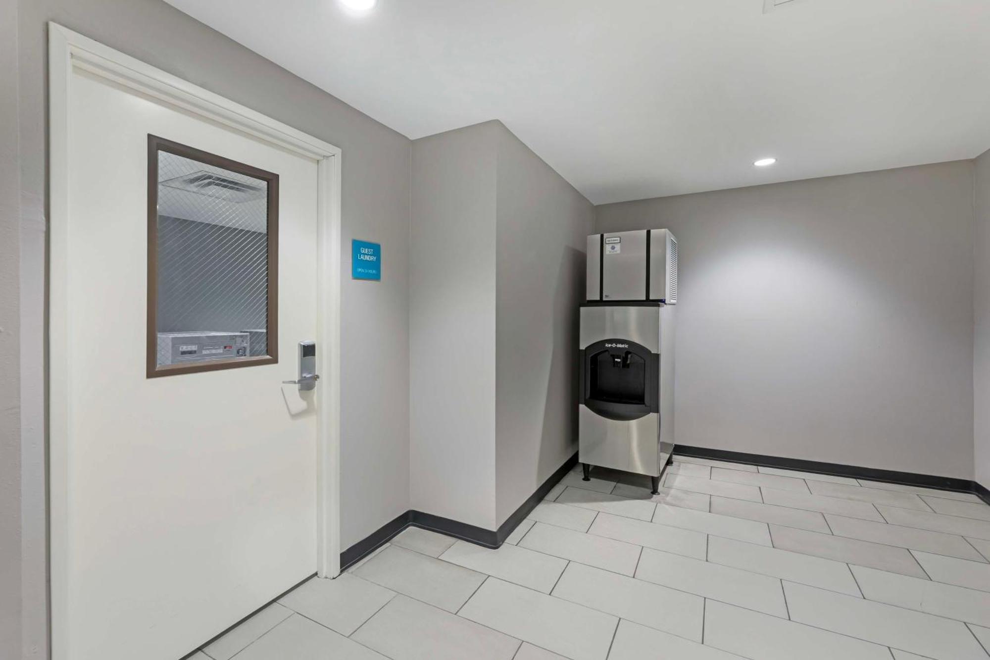 Best Western Plus Executive Residency Marion Esterno foto